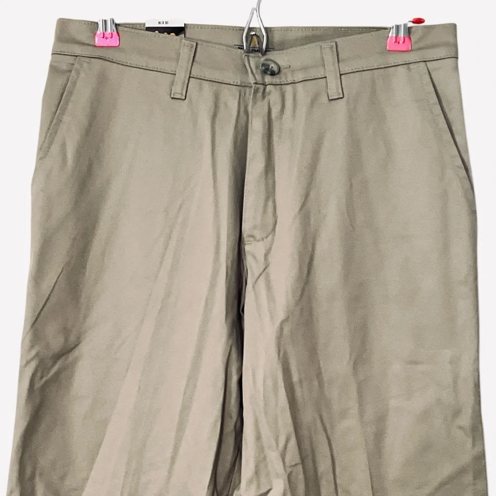 Lee Men's Total Freedom Stretch Straight Fit Flat Front Pant Pebble Size 30x30